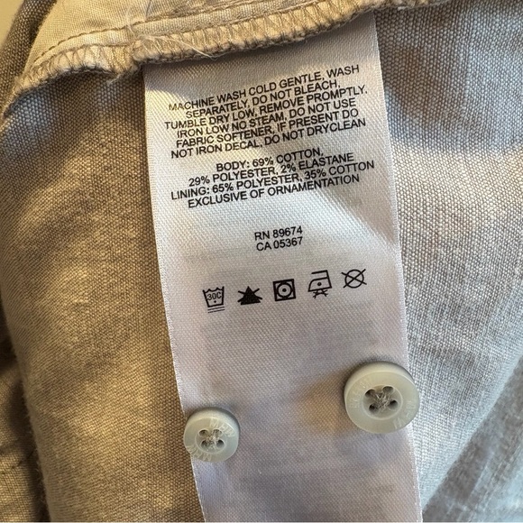 Mountain Hardwear | Women’s Button Front Shirt | Light Gray | Size M - Picture 11 of 15